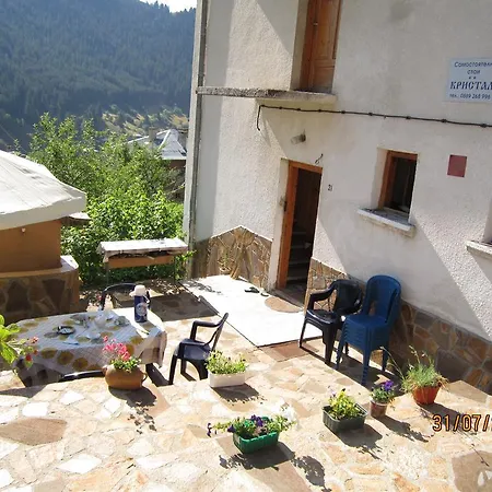 Guest house Kristal 2*