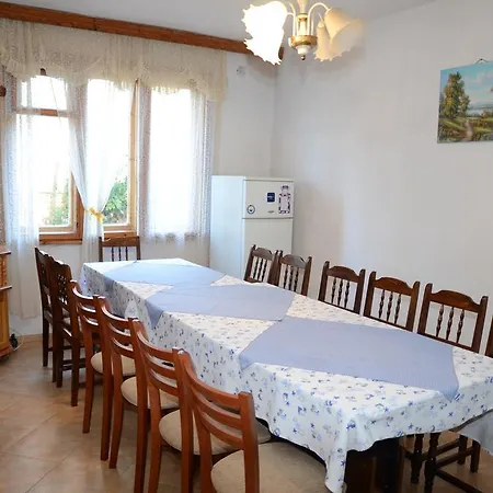 Guest house Kristal 2*